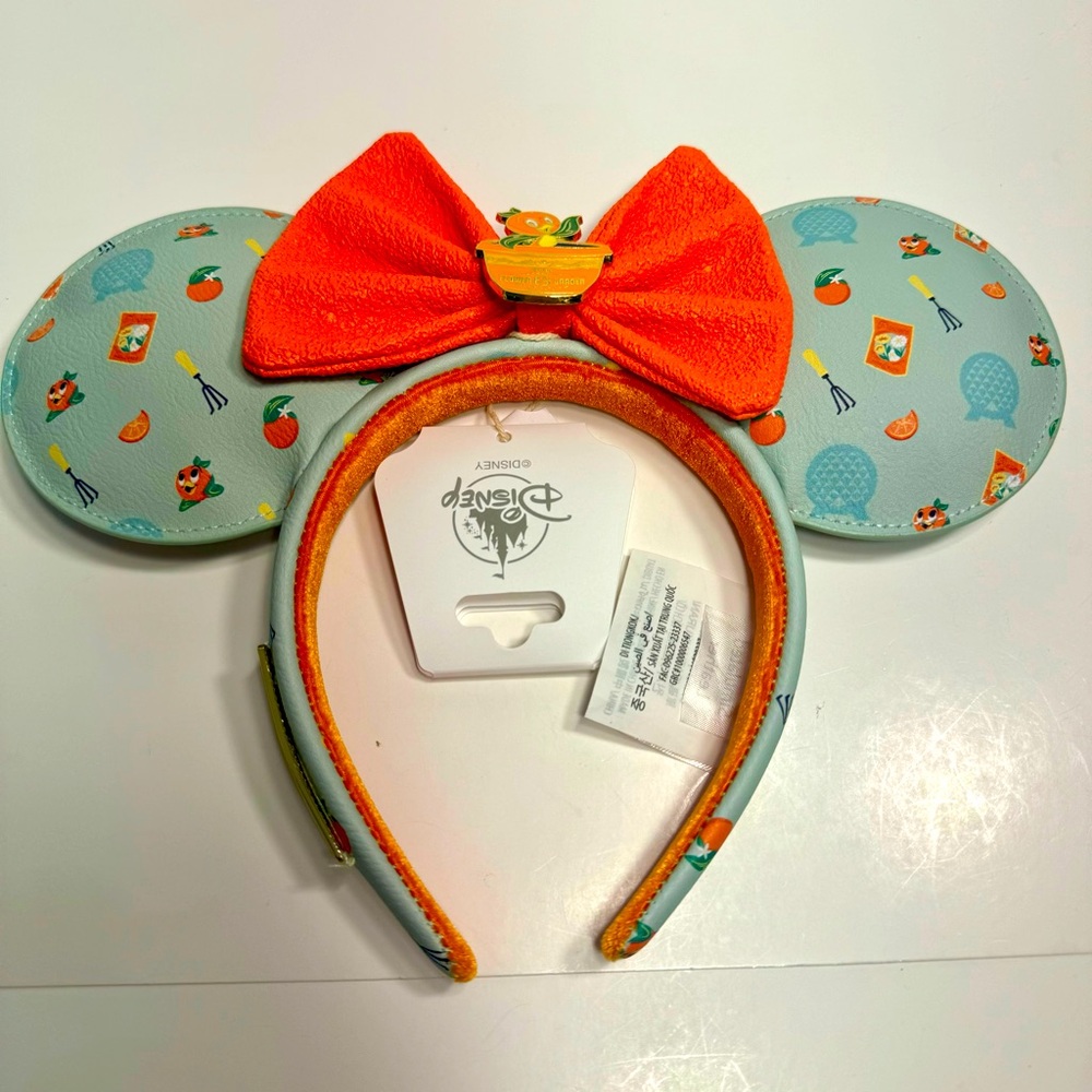 NWT. Loungefly Disney Minnie Ear Headband - 2024 Epcot Flower & Garden festival